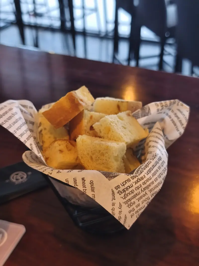 Free Bread at Hit Cat Brewing