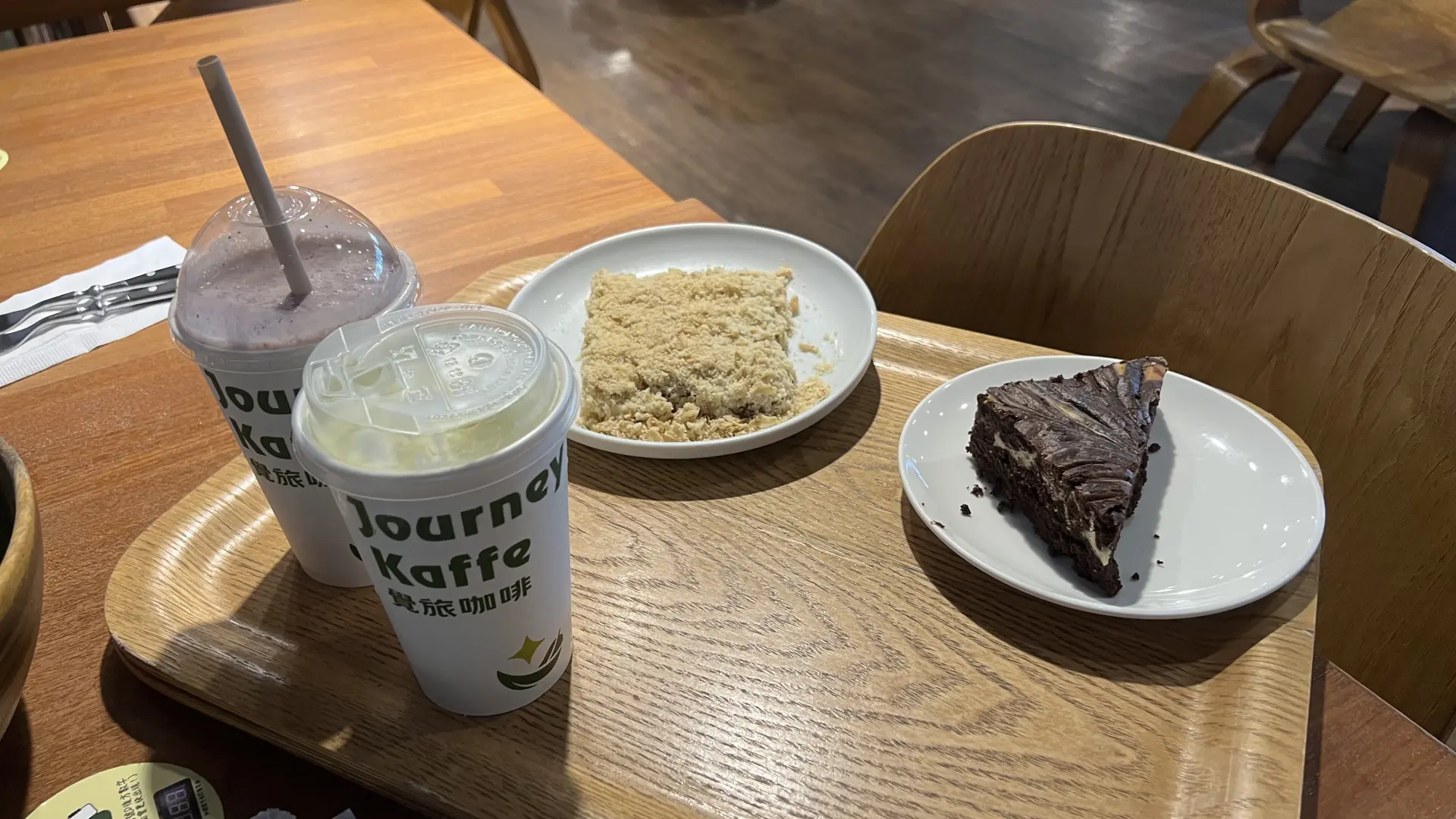 Journey Kaffe 覺旅咖啡 - Escaping the Humidity: Five Hours in a No-Time-Limit Cafe