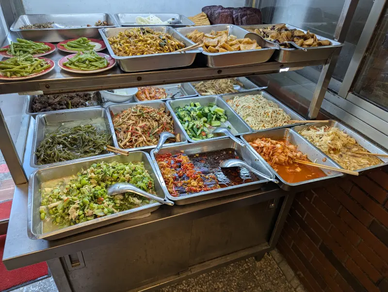 Side options at Entrance of Yongkang Beef Noodles