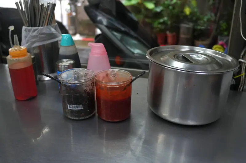 Condiments at Liu Shandong
