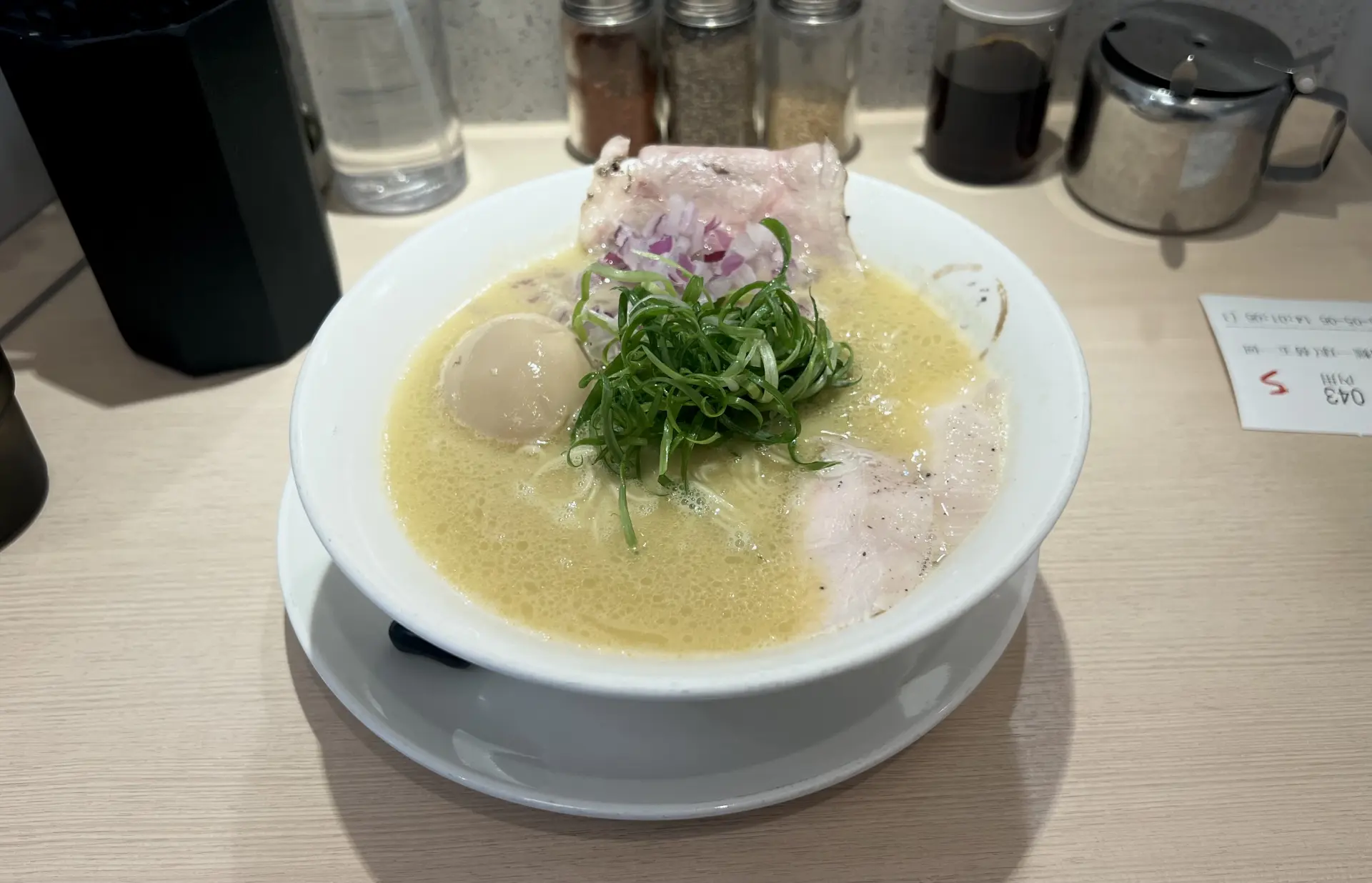 A small guide to Torikin's Cash-Only Ramen Ordering Machine
